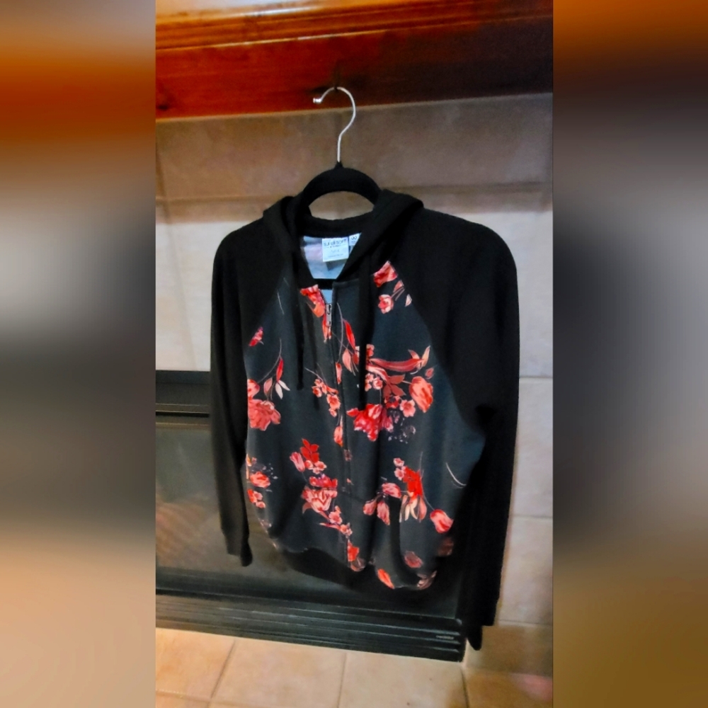 Super Soft Black and Red Fleece Hoodie